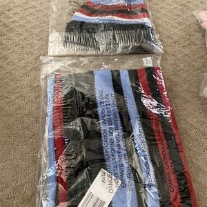 Vera Bradley hat and glove set new